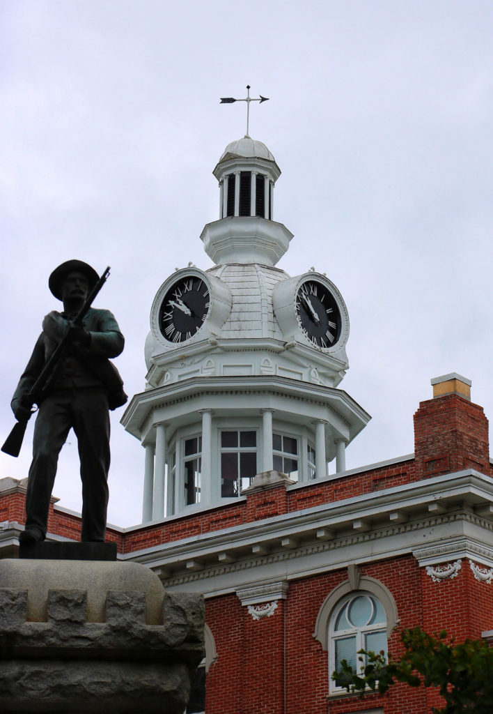 Human Fly Murfreesboro Courthouse